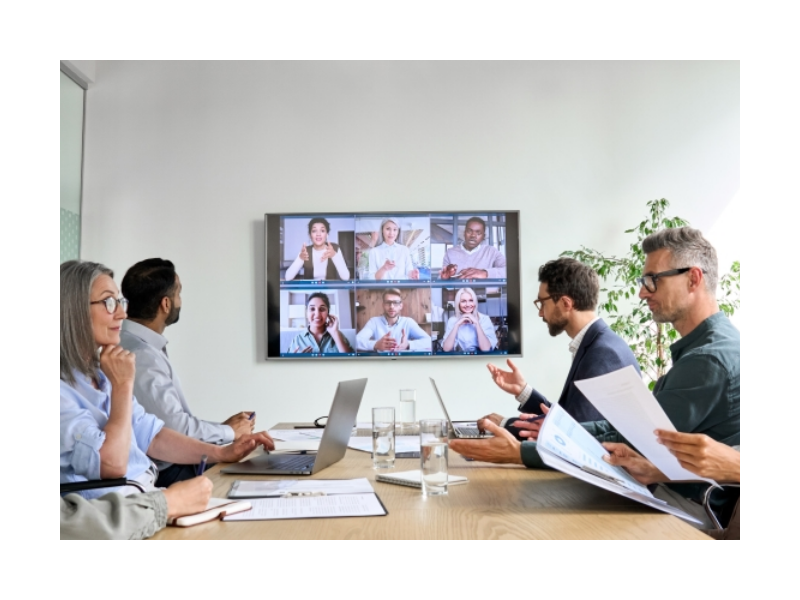 Muito Além da Videoconferência: A Nova Sala de Reuniões no Trabalho Híbrido